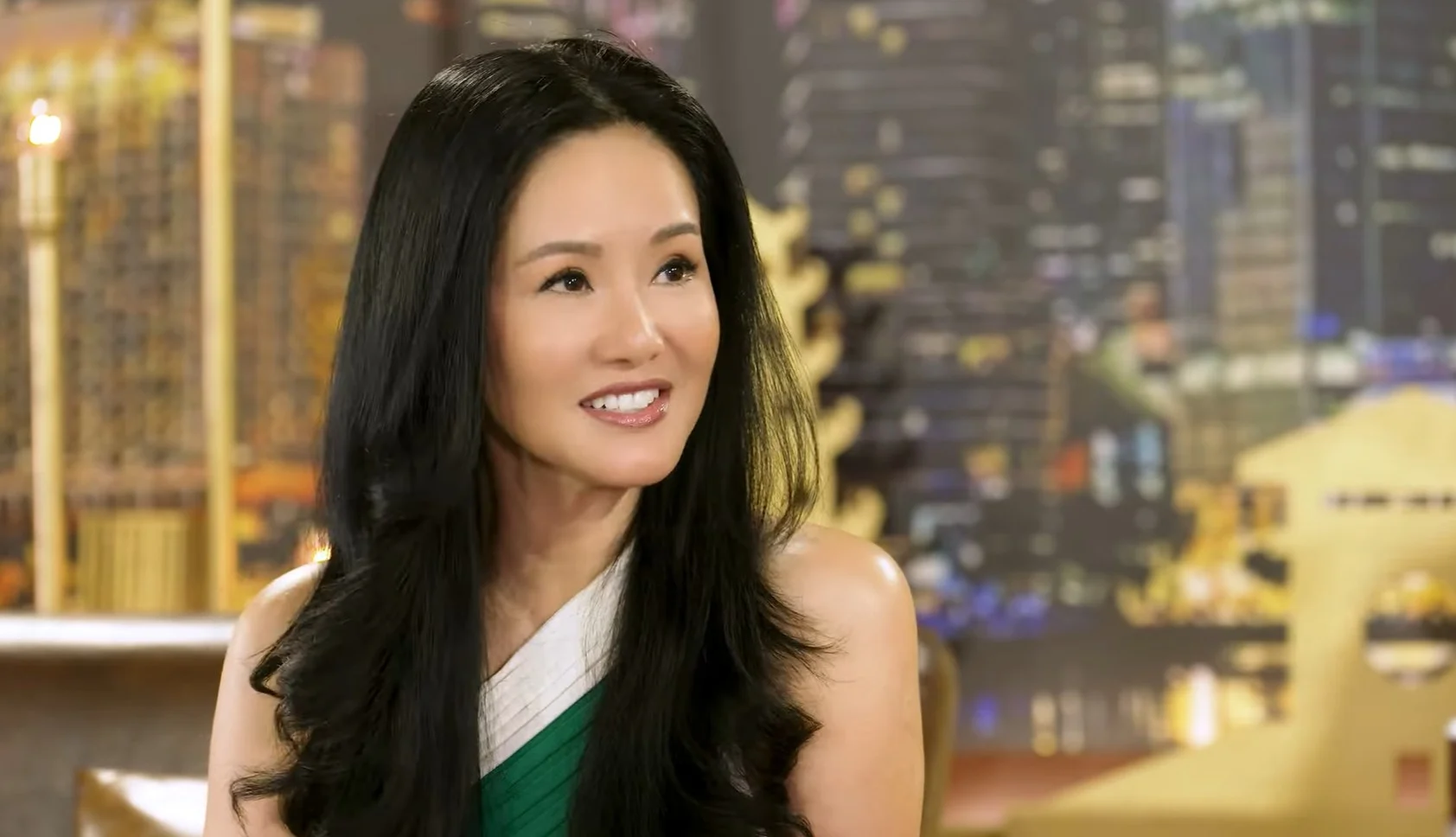 Diva Hồng Nhung là ai? Hành trình trở thành diva nhạc Việt