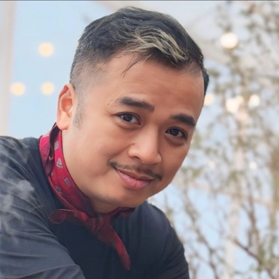 Sự nghiệp NSƯT Tiến Minh